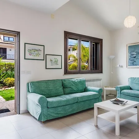 Casa Isola Con Giardino By Wonderful Italy بيت للعطل